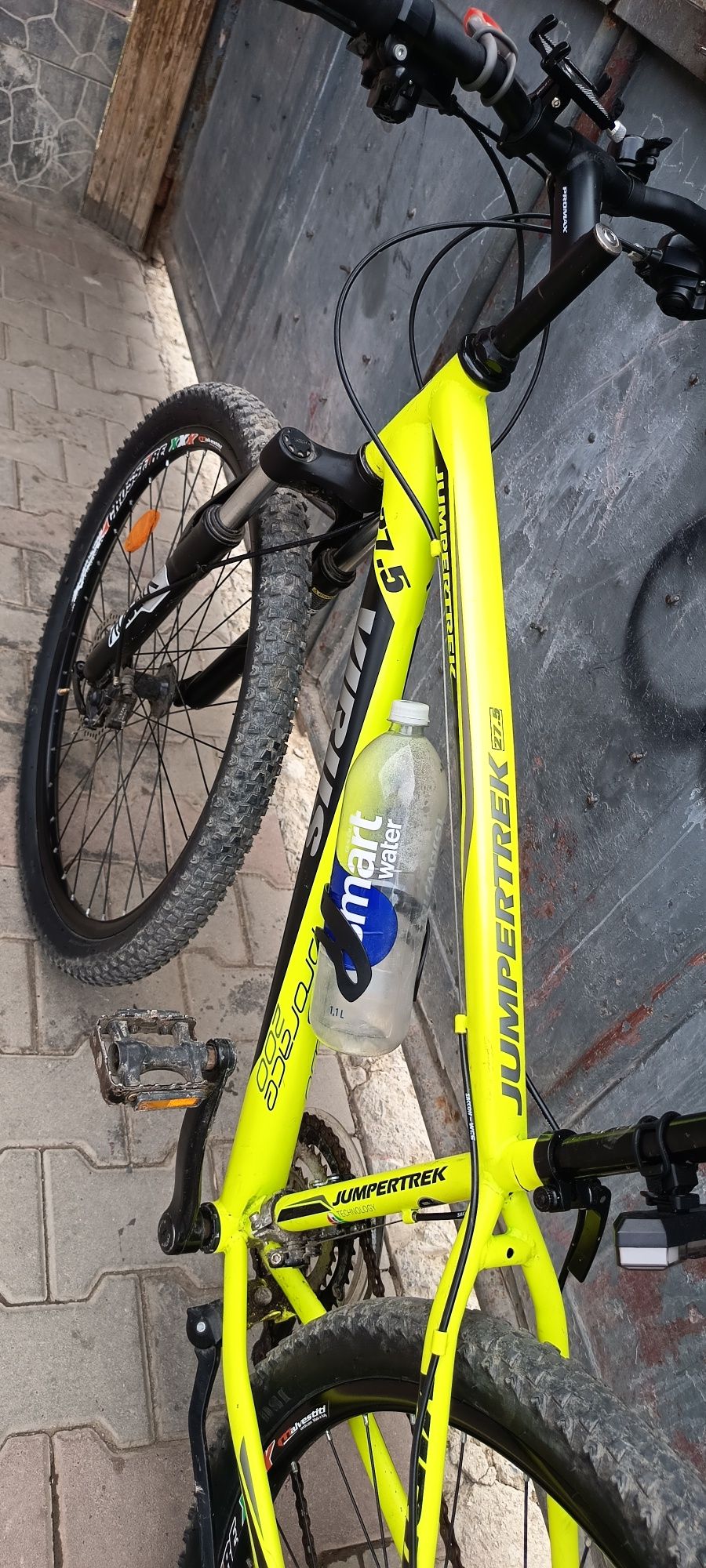 Vând bicicleta jumpertrek 27.5 VIRUS