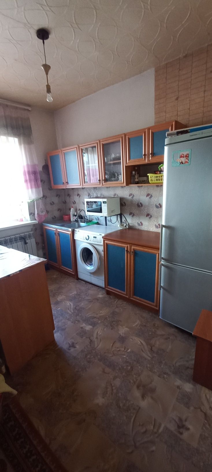 Продаётся два дома на одном участке