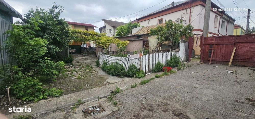Teren de vanzare 300mp toate utilitatile