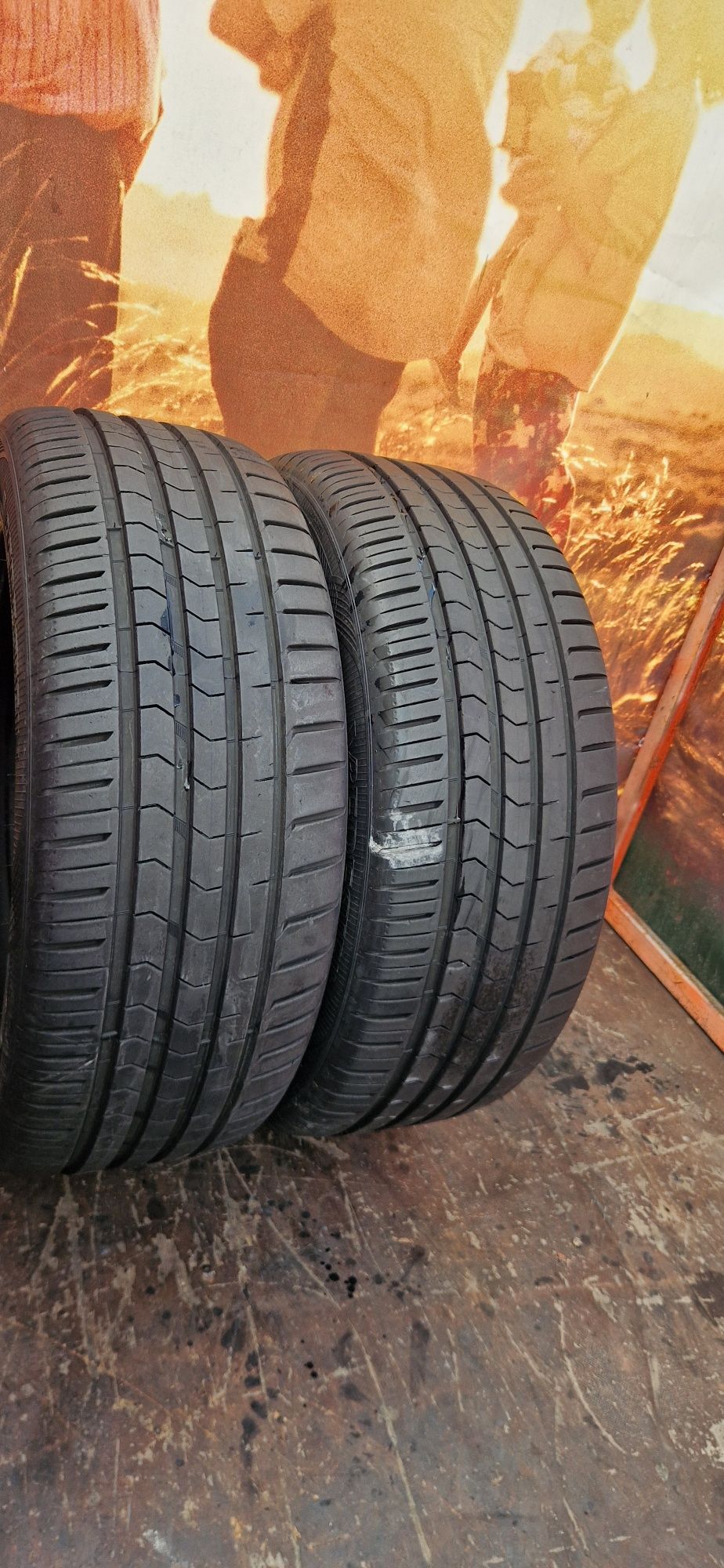 2 Anvelope ca noi Vredestein 225 45 R18 de vara . Dot 2020