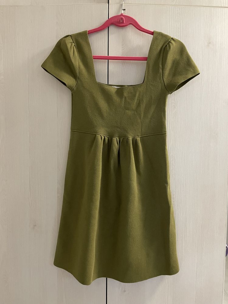 Rochie de zi verde oliv