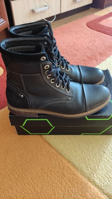 Мъжки боти 43 номер