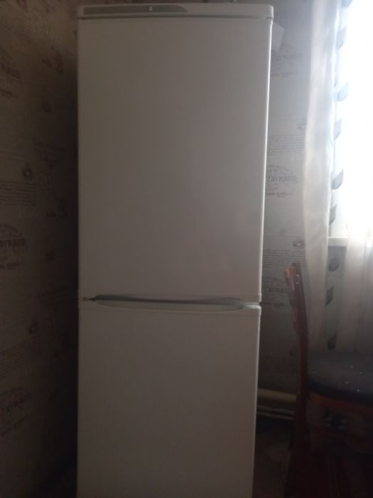 Продам холодильник