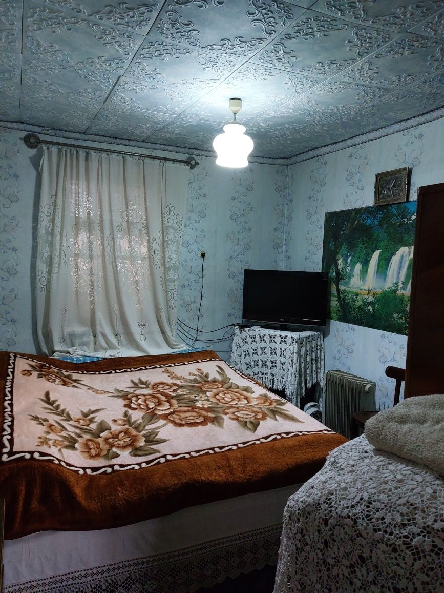 Продаётся дом узгорыш 6 соток, 6 комнат,фасад 43 на 28,