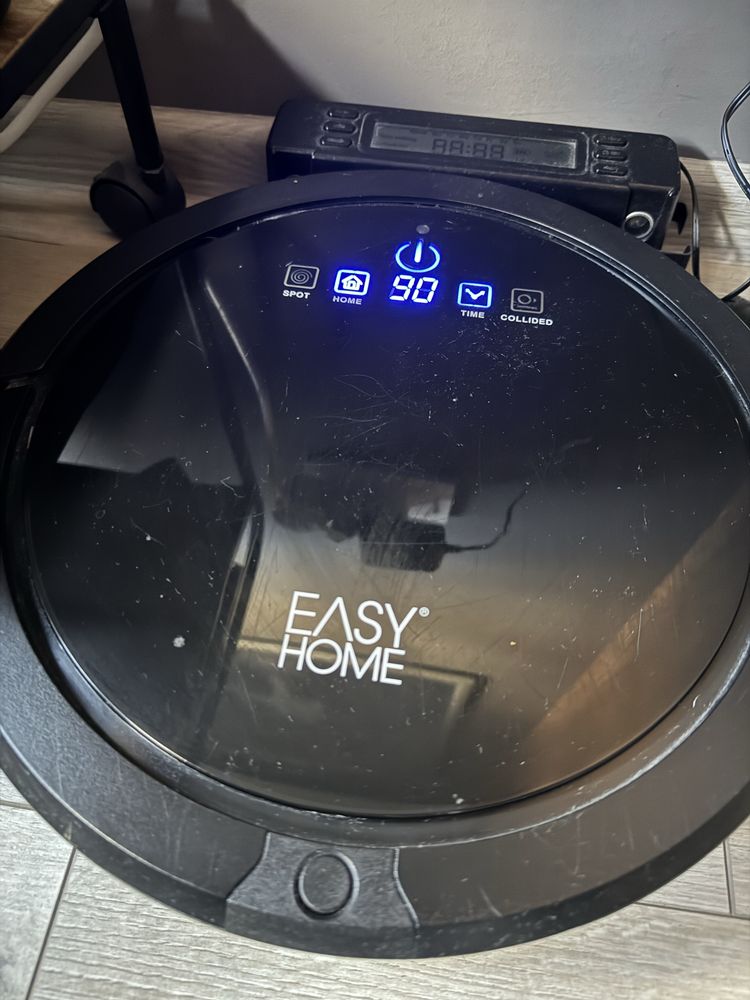 Прахосмукачка робот Easy Home