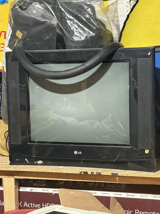 Продам телевизор