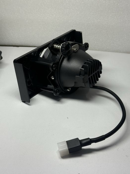 Линза туманки Lada 2110