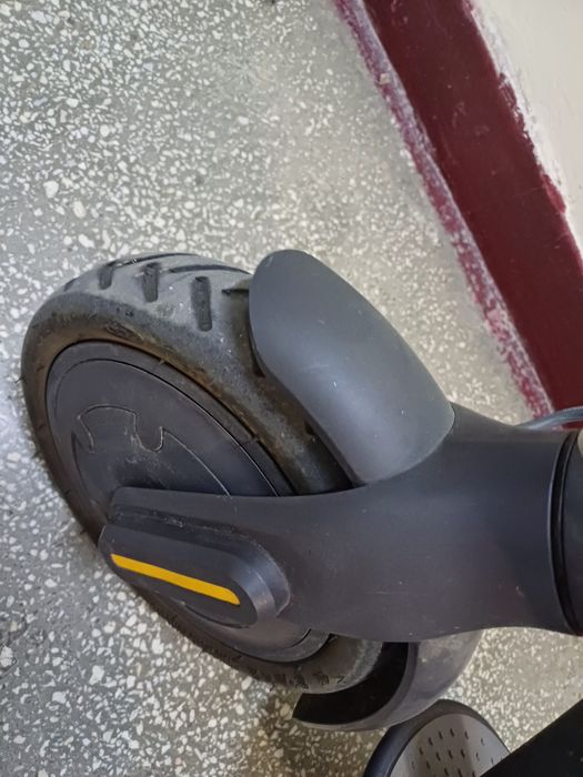 Trotineta Xiaomi electrica