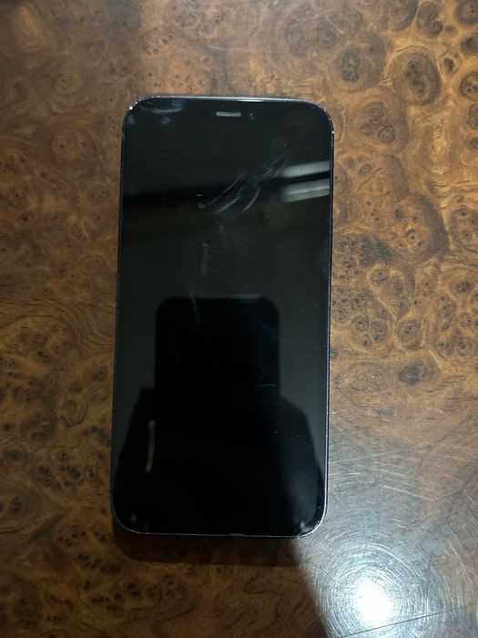 Iphone 12 mini 64 gb.
