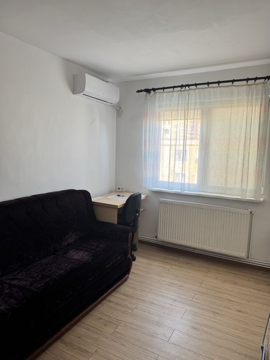 Inchiriez Apartament 2 Camere + Loc de Parcare