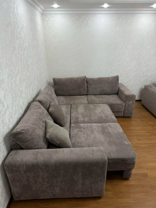 Продается диван в шикарном состоянии