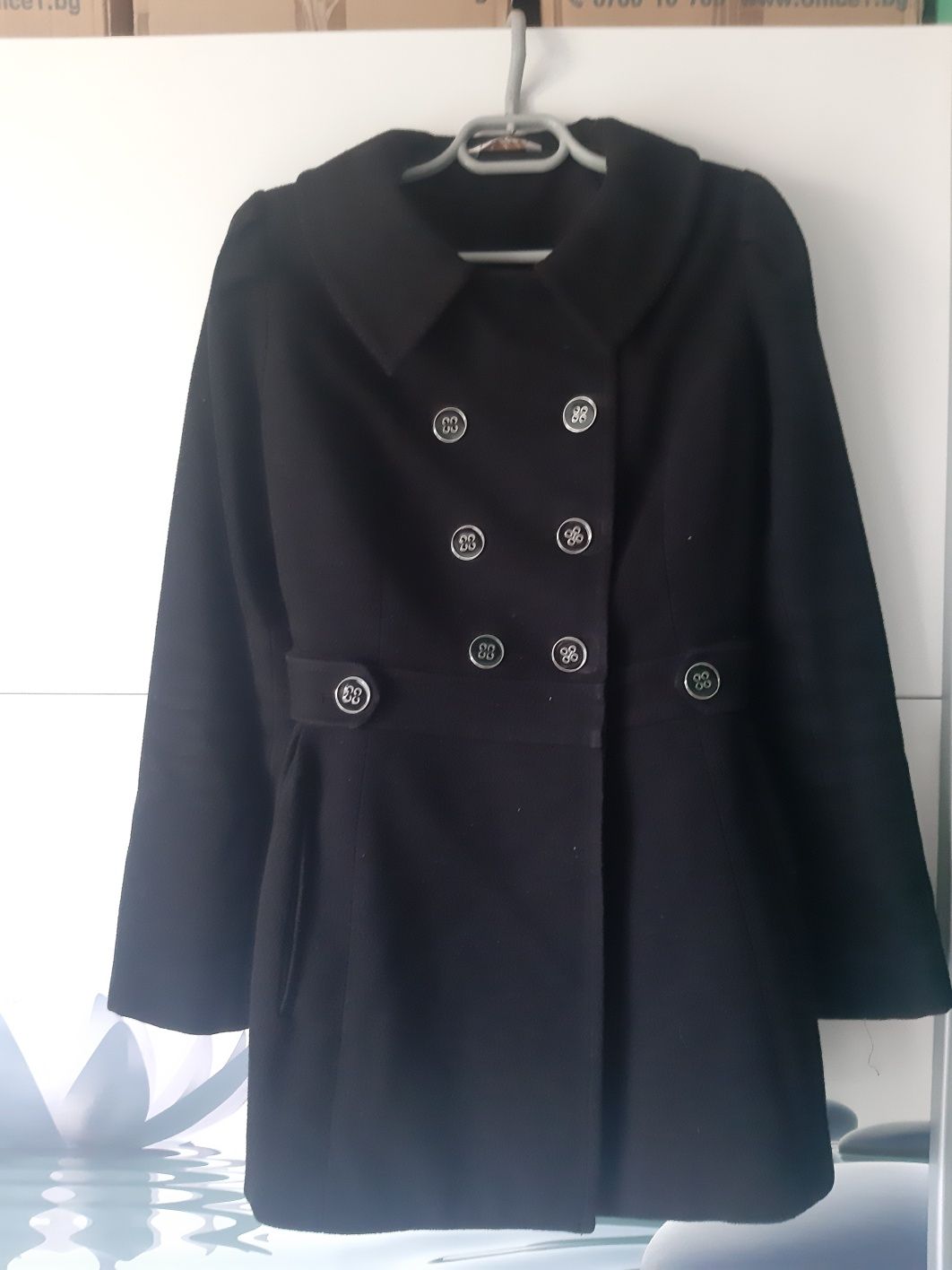 Дамско палто на Ревю размер 42