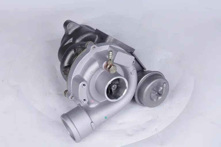 Turbina noua turbo suflanta compresor Audi A4 B5, Audi A6 C5, Passat B5, motoare benzina 1.8T