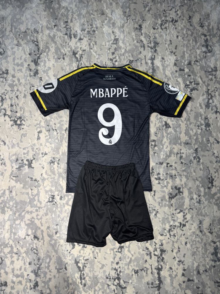 Compleu fotbal Real Madrid - Mbappe (away 25-26)