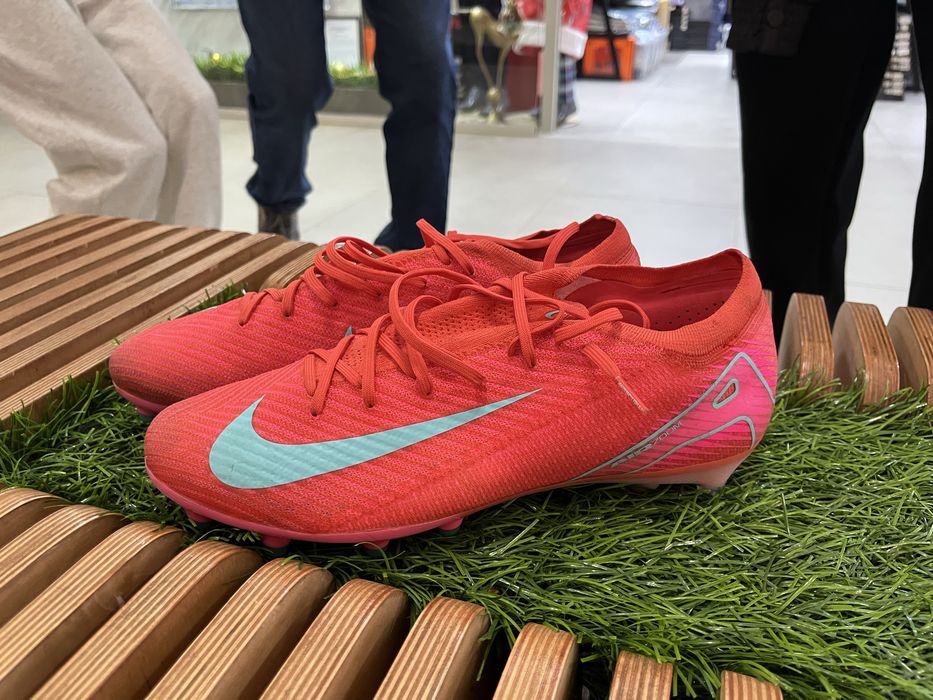 Бутсы 42,Дэвид Энен его бутсы