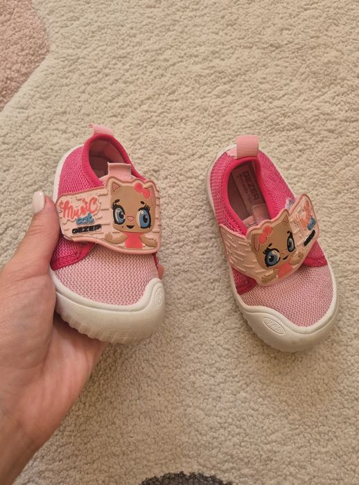 Детски дишащи пантофки/обувки за момиче