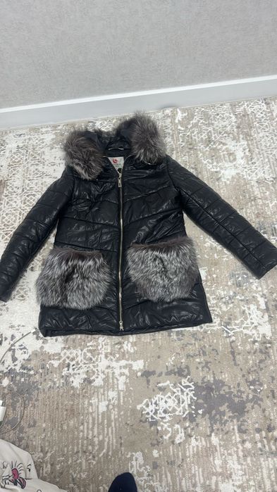 Зимний куртка женский продается кожаный с мехом