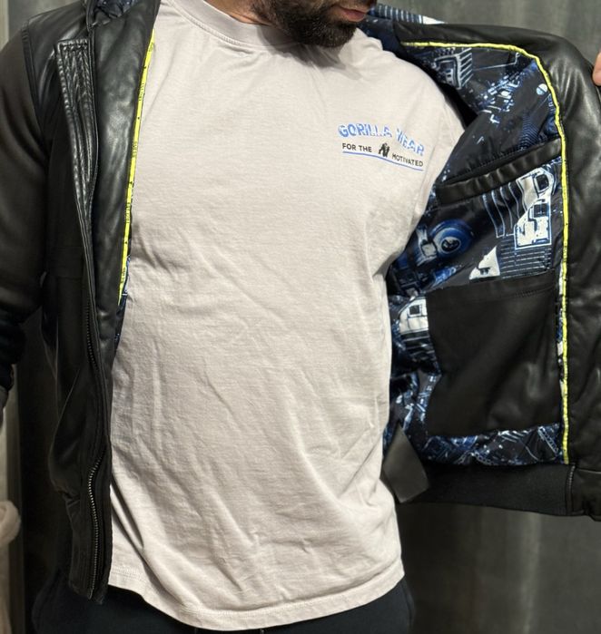 Мъжко кожено яке Guess