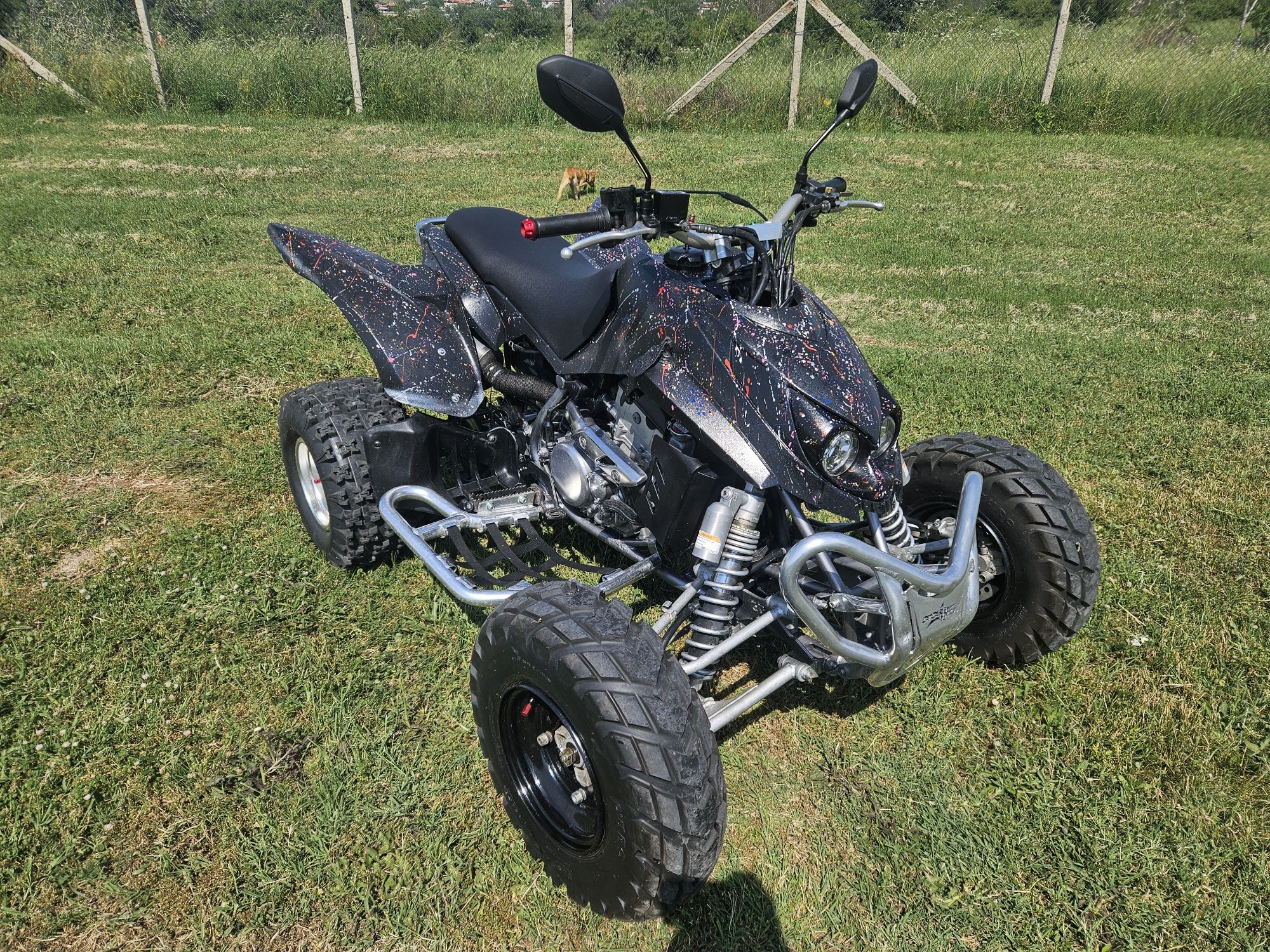 ATV  Arctic cat DVX 400  ; Suzuki ltz 400