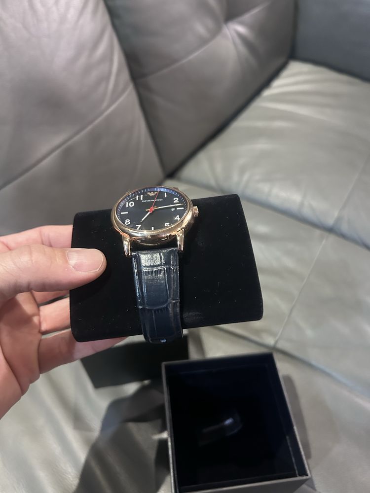 Мъжки  часовник  Emporio ARMANI..