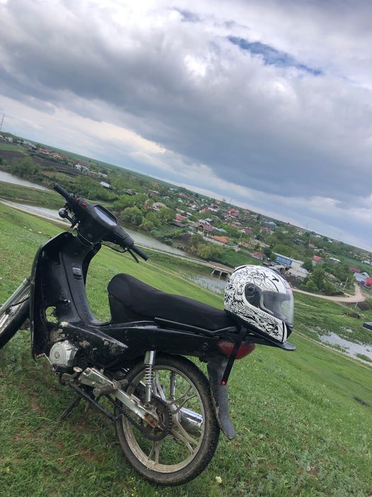 Motor kymco 110cc,4 timpi,