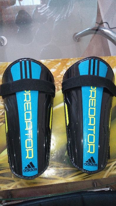 Vand Aparatori Adidas Predator XL