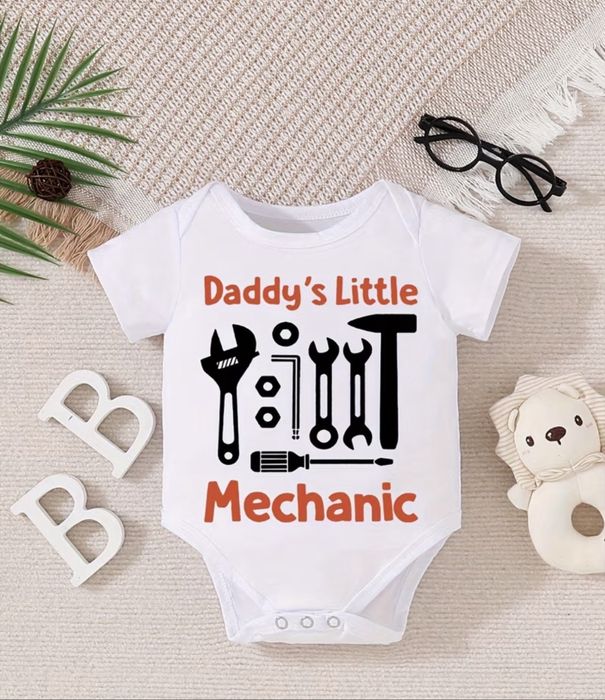 Малкият механик на татко ,бебешки аксесоари