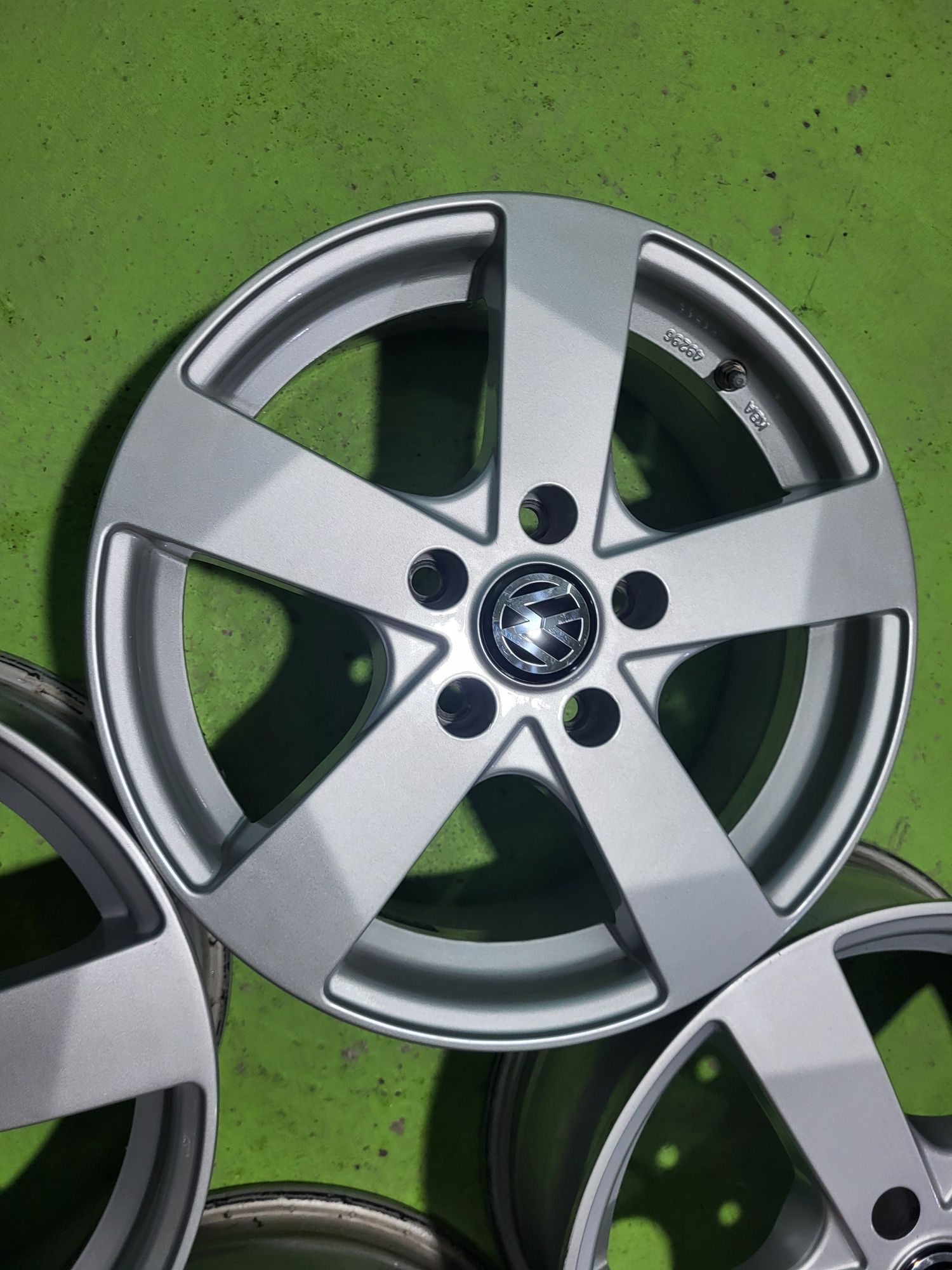 16 5x112 Vw Touran Caddy Golf audi A3 Skoda 5х112