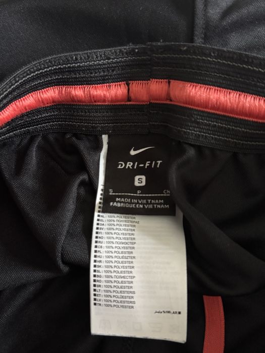 Nike Dri-fit къс панталон размер S