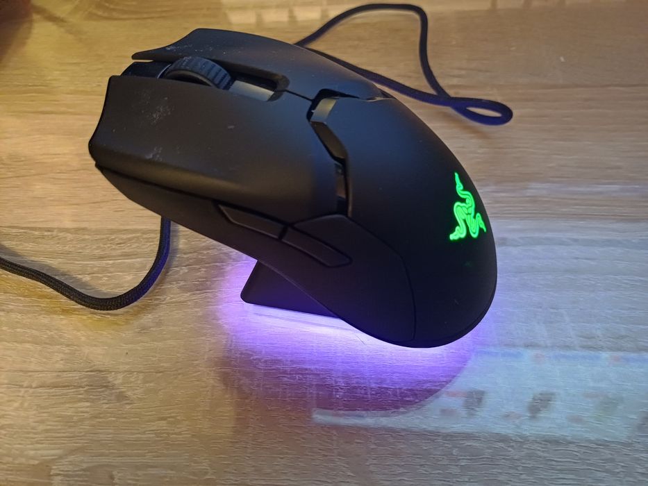 Mouse wireless razer viper ultimate dock de încărcare  si iluminare