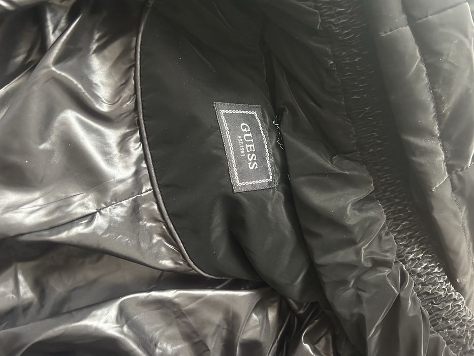 Черно яке Гес непромокаемо