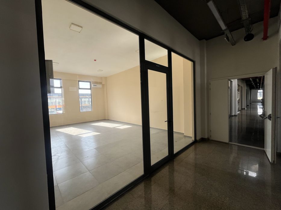 Срочно продается магазин в Mimar Index 43 м2. B2-2112