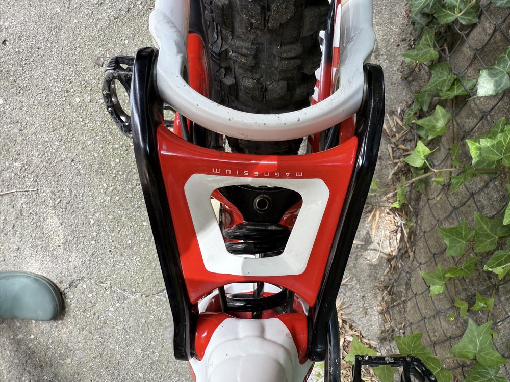 Колело Downhill Велосипед Specialized Demo 8