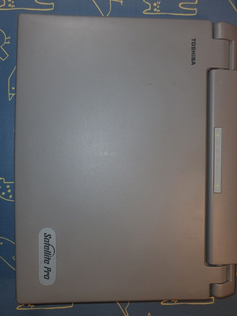 Laptop colectie retro vintage Toshiba 430CDT cu jocuri clasice