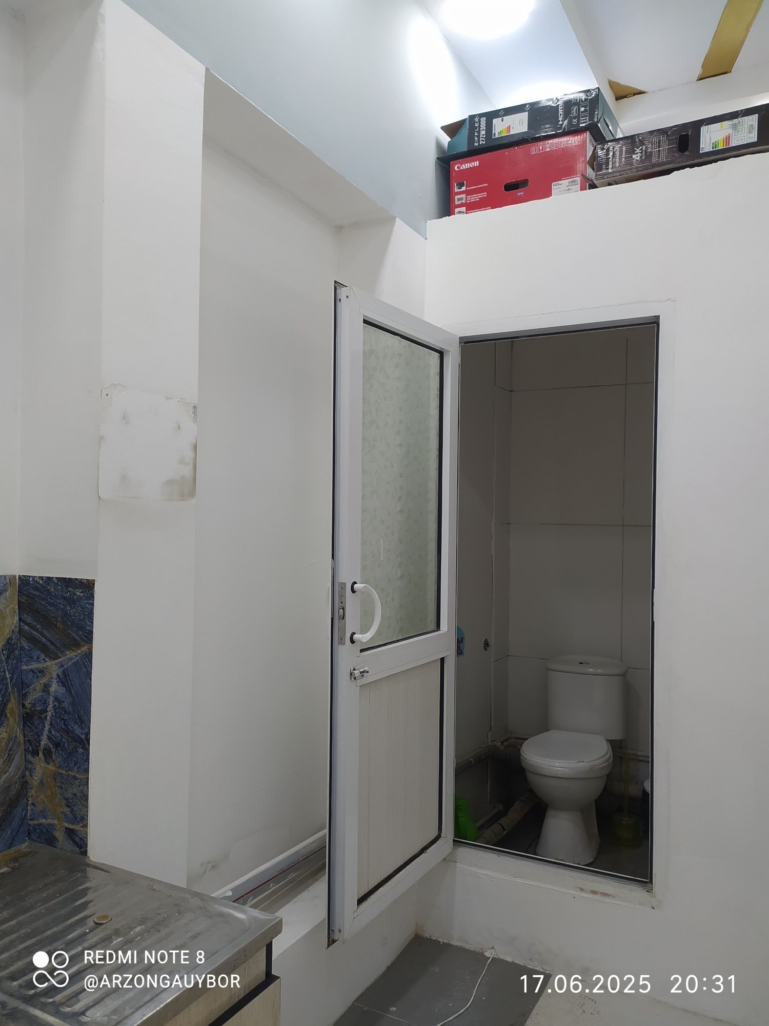 Эски шахарда Дўкон 134м² ижарага берилади.