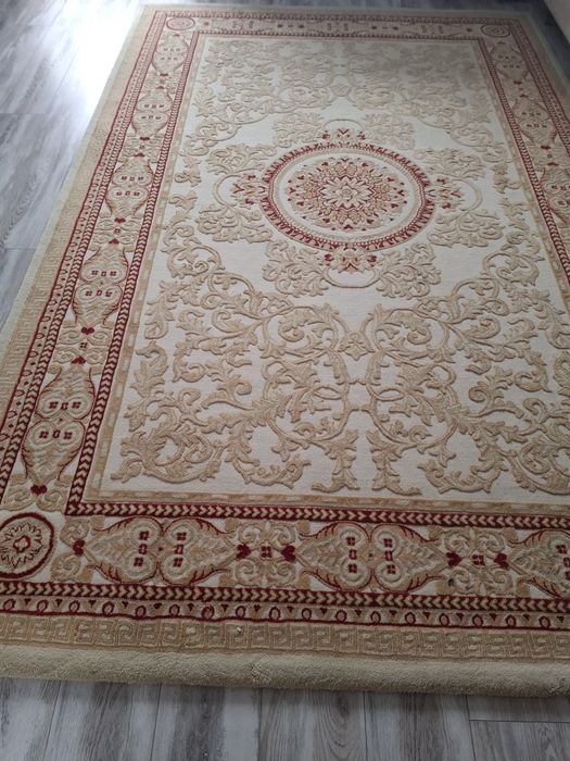 Продам турецкий палас 3 на 2,5.