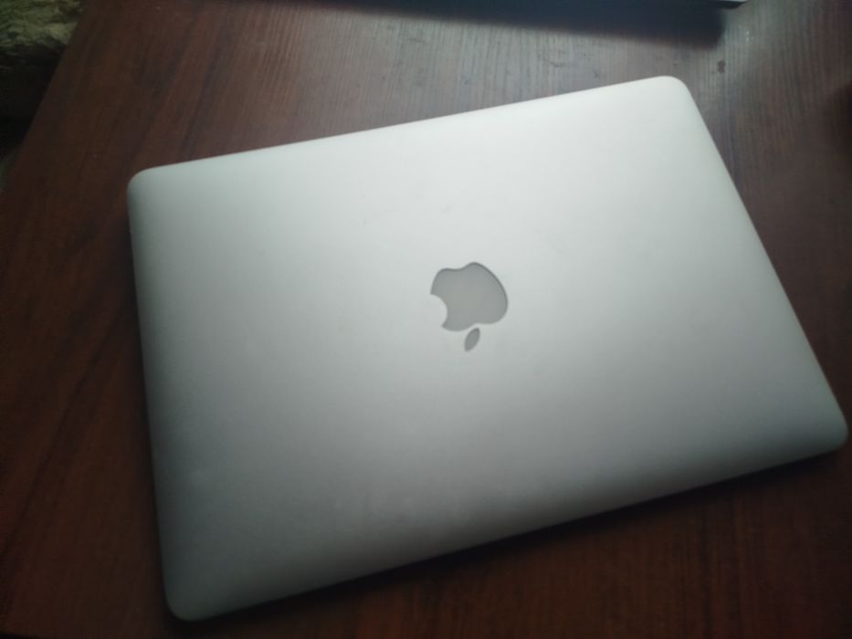 Macbook air 2015 года