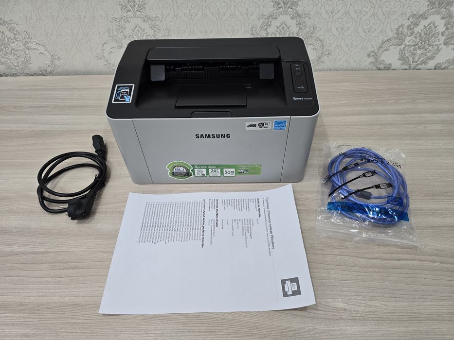 Принтер Samsung M2020W в идеальном состоянии