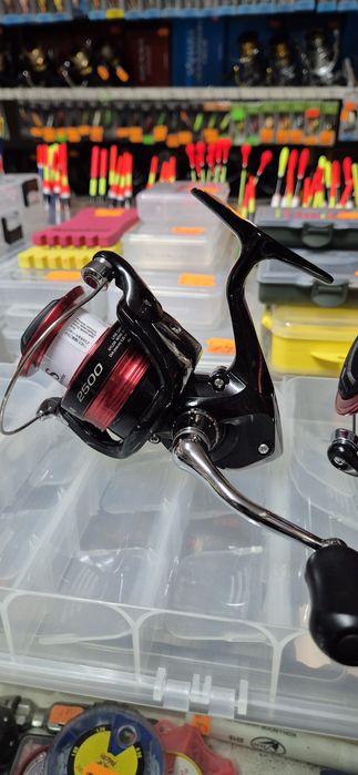 Макара SHIMANO SIENNA FG 1000, 2500, 3000, 4000