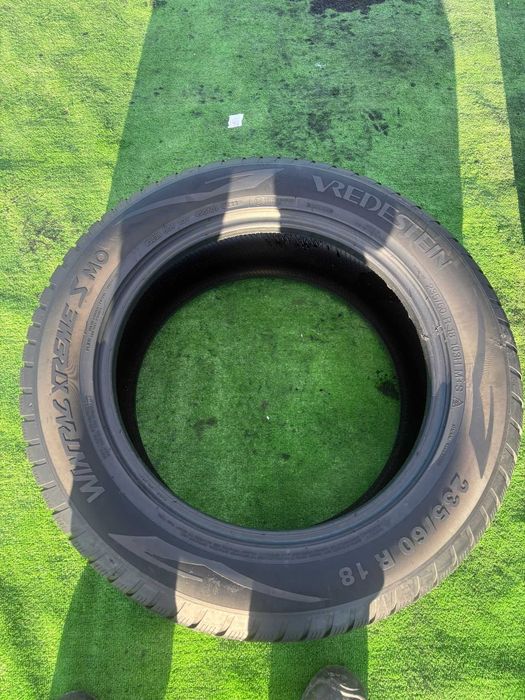 Anvelope Iarna 235/60/18 Vredestein