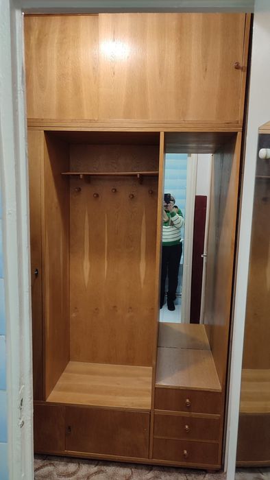 Vand cuier hol cu pantofar