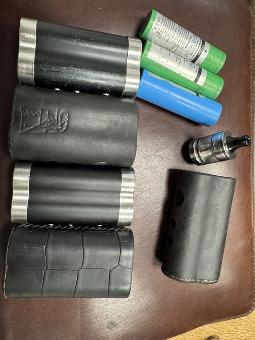 Dicodes Dani box 21700 cu husa piele(Snake) + kayfun original + Taifun