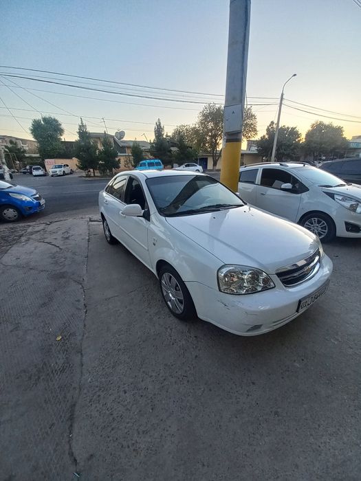 Lesetti 1.8 sotiladi