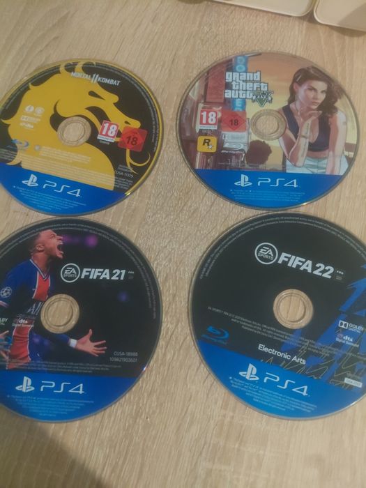Fifa 21 и 22 mortal kombat 11 и GT5