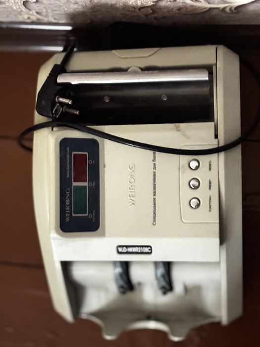 Пул санайдиган аппарат сотилади