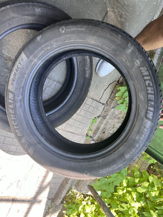 Гуми 215/55/R17