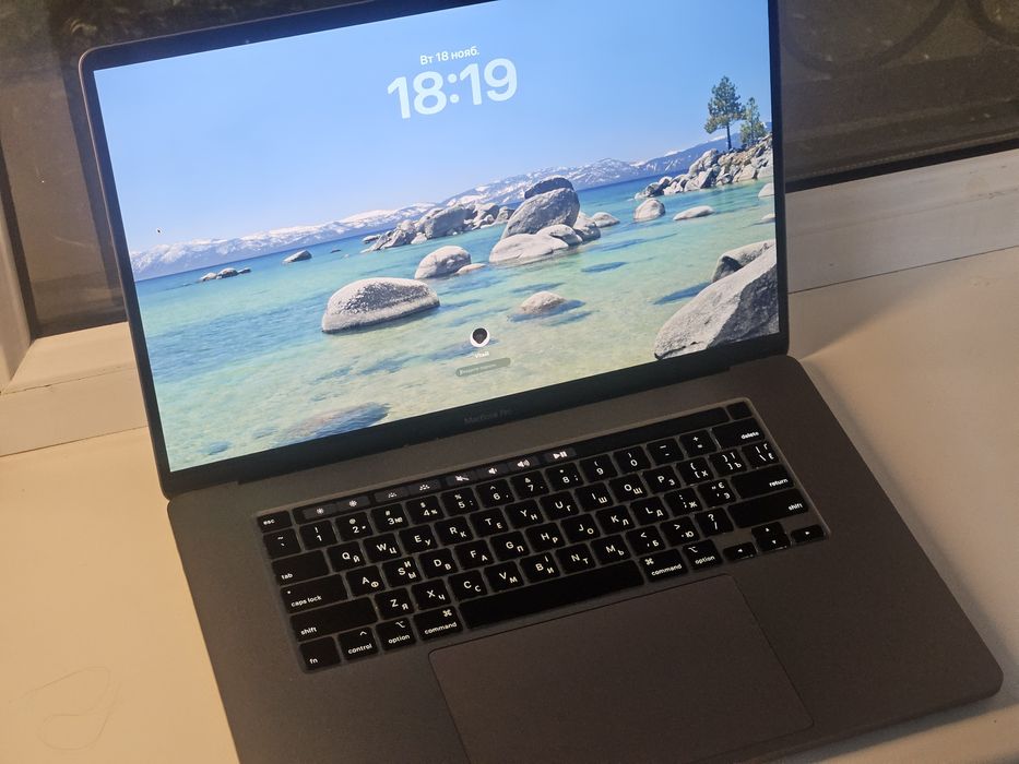 Macbook pro 2019 16" i9 1tb