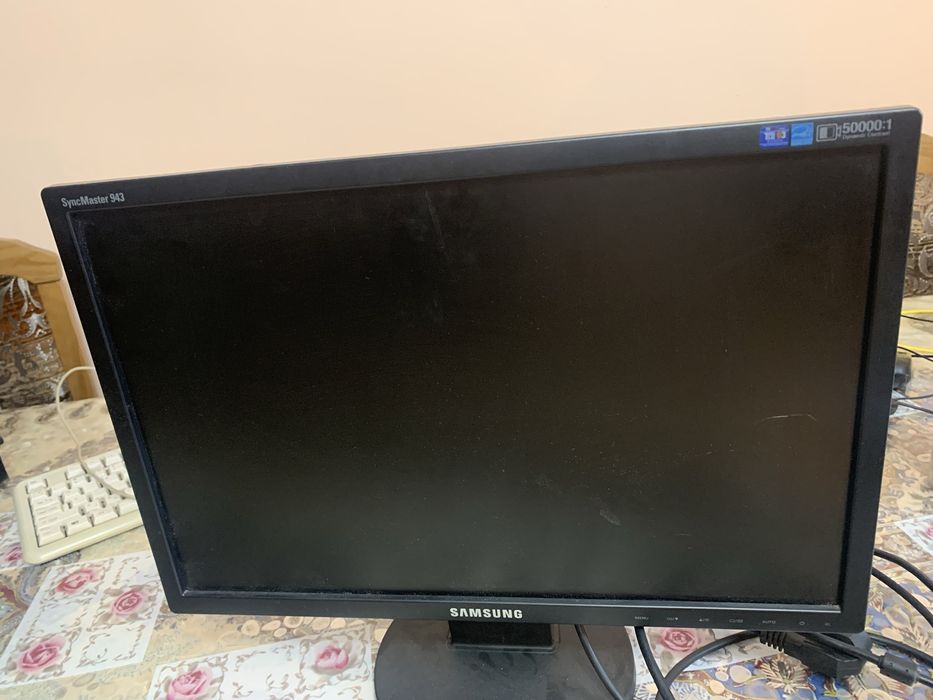 Мониторг Самсунг