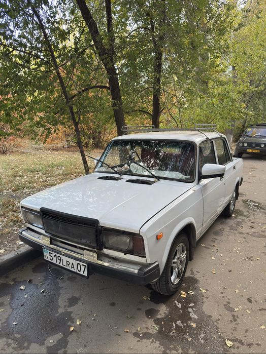 продам автомобил ВАЗ 2107
