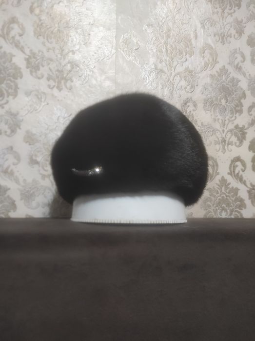 Женский норковый берет